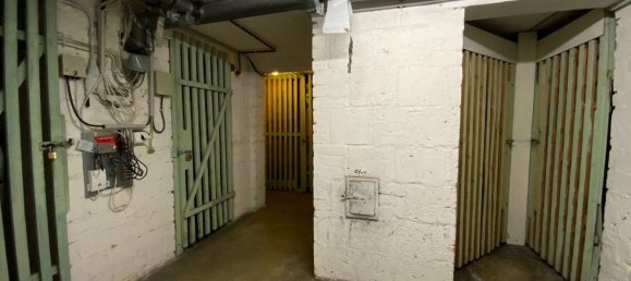 16 rooms Building in Solingen, Germany No. 81356 9