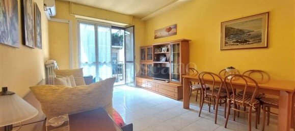 3 rooms Apartment in Milan, Italy No. 287714 4
