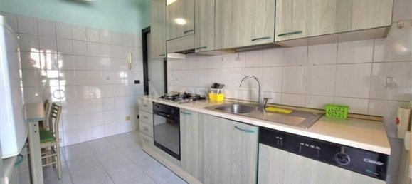 3 rooms Apartment in Milan, Italy No. 287714 9