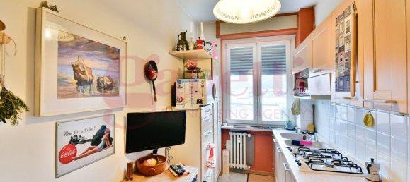 Apartamento de 3 divisões em Mariano Comense, Italy N.º 282458 7
