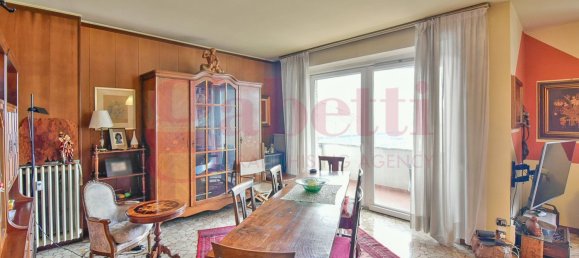 Apartamento de 3 divisões em Mariano Comense, Italy N.º 282458 4