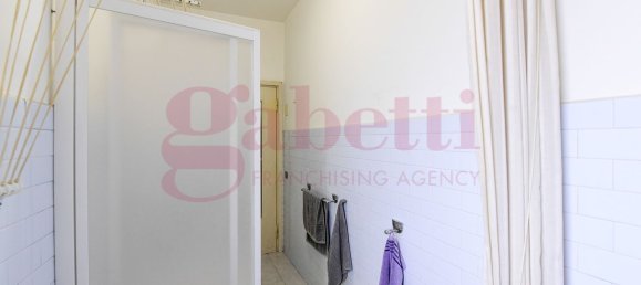 Apartamento de 3 divisões em Mariano Comense, Italy N.º 282458 18