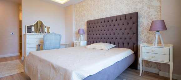 Apartment 5+2 in Istanbul, Turkey No. 24055 11