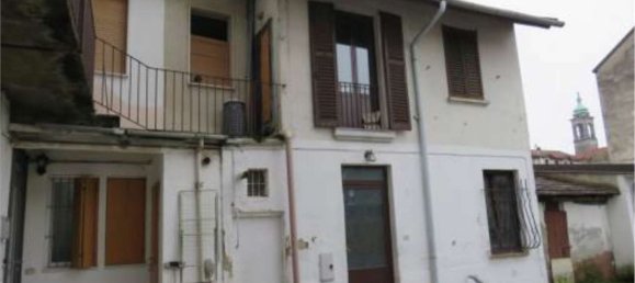 2-salle Appartement à Limbiate, Italy No. 260036 4