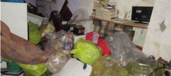 2-salle Appartement à Limbiate, Italy No. 260036 15