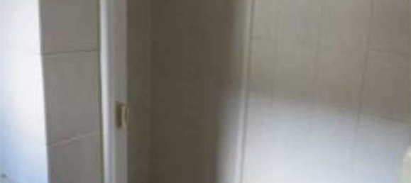 2-salle Appartement à Limbiate, Italy No. 260036 13