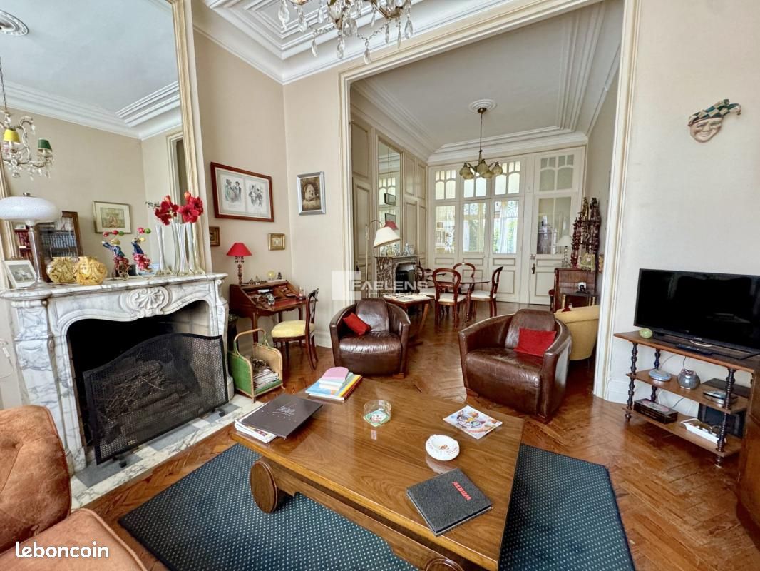 4 chambres Appartement à Lille, France No. 362608