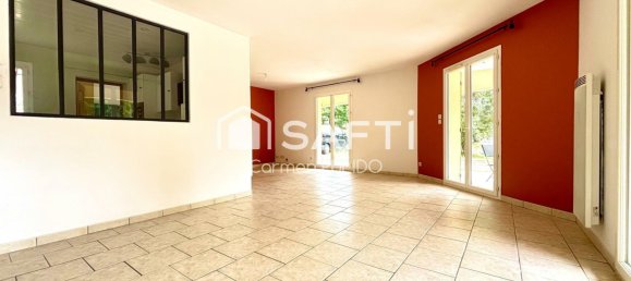 3 bedrooms House in Dordogne, France No. 307446 2