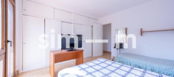 Дом с 4 спальнями в Барселона, Испания № 158354 40