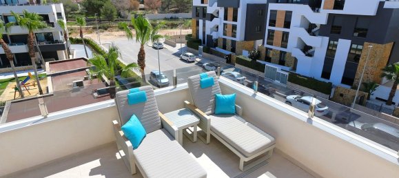 Ático de 3 dormitorios en Dehesa De Campoamor, Spain No. 188339 10