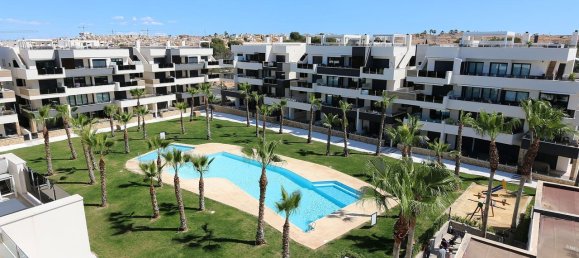 Ático de 3 dormitorios en Dehesa De Campoamor, Spain No. 188339 2