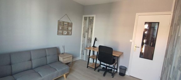 3 bedrooms Apartment in Amiens, France No. 153914 2