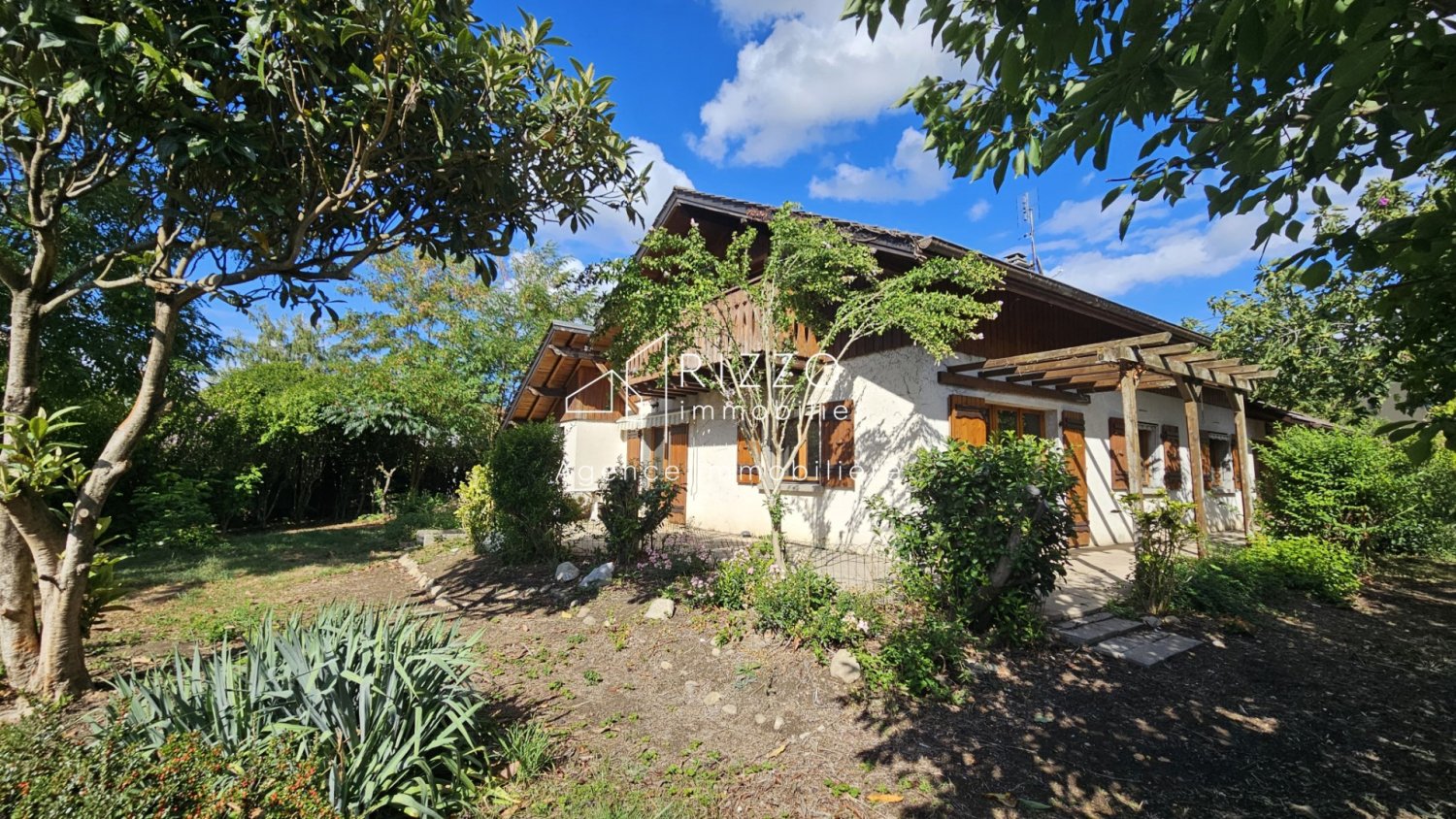 4 bedrooms Villa in Douvaine, France No. 346405