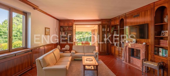 3 bedrooms Villa in Olgiate Molgora, Italy No. 128050 6
