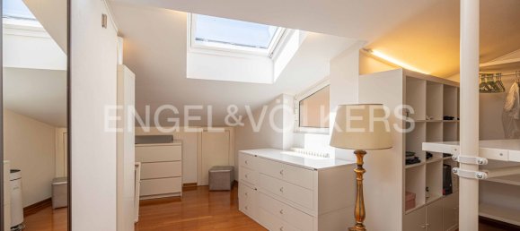 3 bedrooms Villa in Olgiate Molgora, Italy No. 128050 15