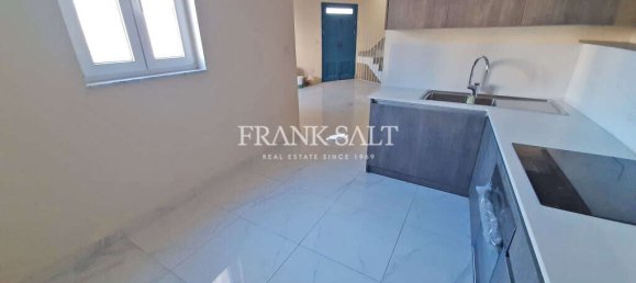 3 bedrooms House in Attard, Malta No. 11303 2