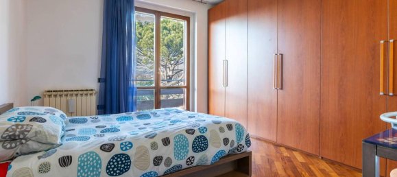 Villa de 6 divisões em Ivrea, Italy N.º 27679 7