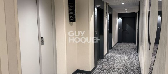 Apartamento de 2 dormitorios en Romainville, France No. 329497 8