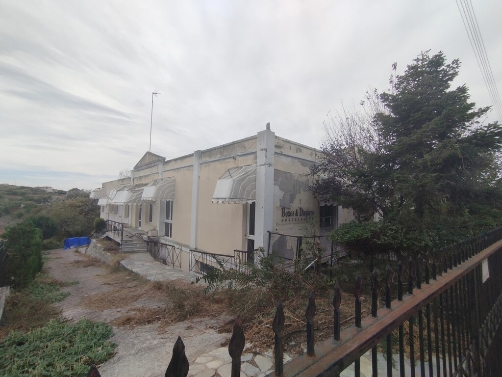 2 bedrooms Land in Thessaloniki, Greece No. 2757