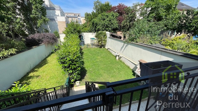 4 bedrooms House in Neuilly-Plaisance, France No. 187106