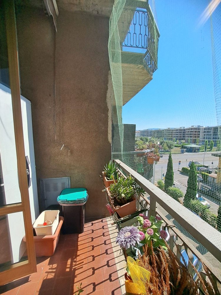 2غرفة شقة في Florence, Italy رقم 284803