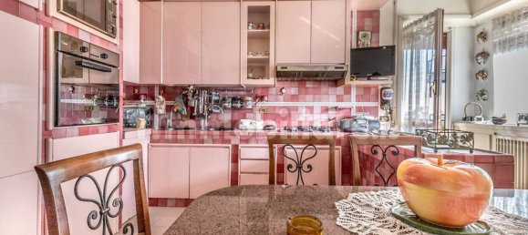 4 غرف نوم شقة في Rome, Italy رقم 322475 24