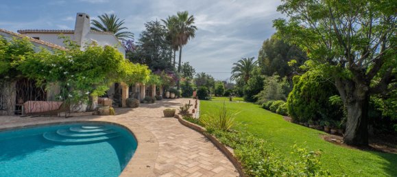 6 bedrooms Villa in Javea, Spain No. 8495 9