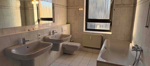 Edificio de 5 habitaciónes en Monchengladbach, Germany No. 48387 16