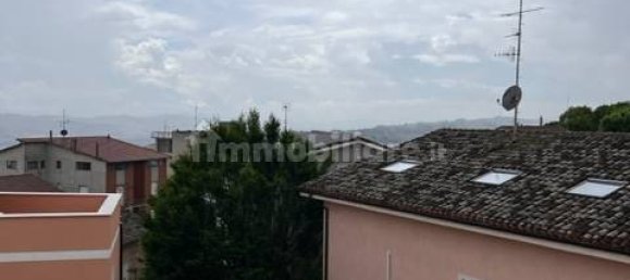 4 rooms Apartment in Monte Urano, Italy No. 271357 2