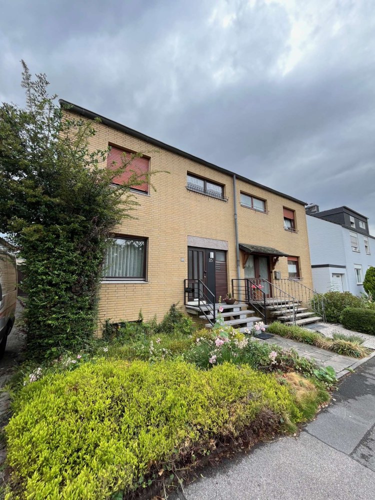 3 bedrooms Townhouse in Aachen, Germany No. 314801