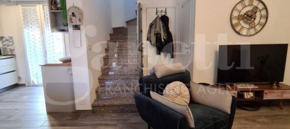 6 rooms House in Gavorrano, Italy No. 81075 8