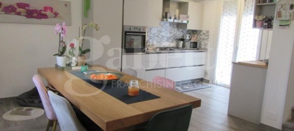 6 rooms House in Gavorrano, Italy No. 81075 3