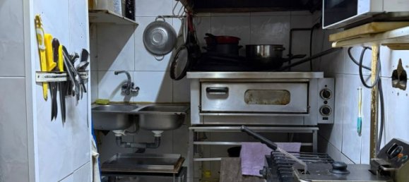 74m² Commercial property in Sants-Montjuic, Spain No. 175523 11