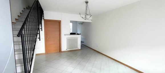 2 bedrooms House in Sant'Agata sul Santerno, Italy No. 11149 4