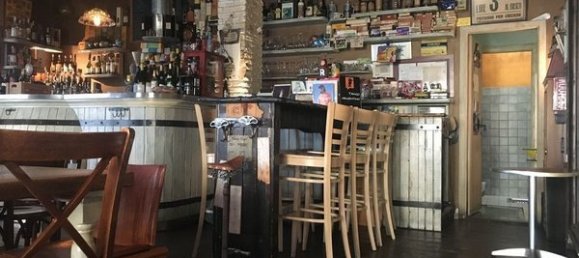 Коммерческая недвижимость с 4 комнатами в Брешиа, Италия № 86077 20