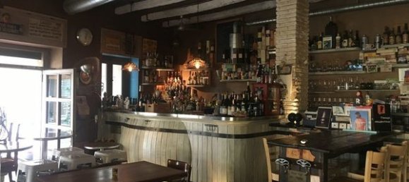 Коммерческая недвижимость с 4 комнатами в Брешиа, Италия № 86077 14