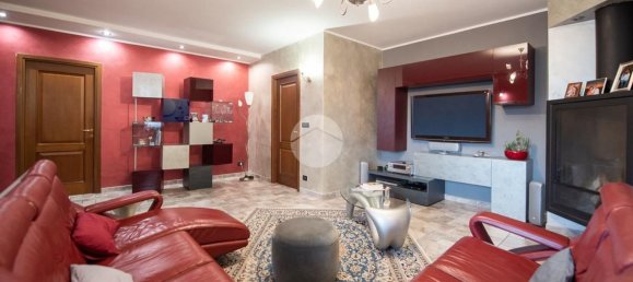 8 rooms House in Volvera, Italy No. 27465 4