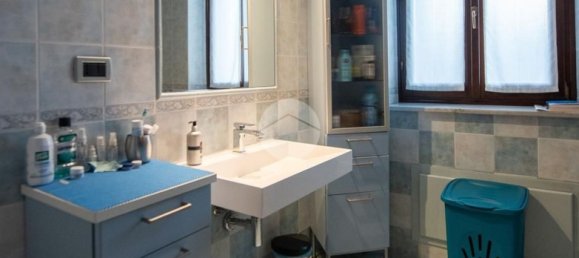 8 rooms House in Volvera, Italy No. 27465 19