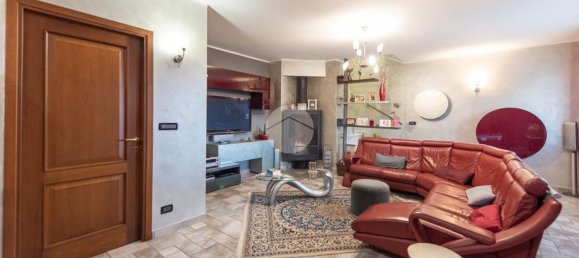 8 rooms House in Volvera, Italy No. 27465 6