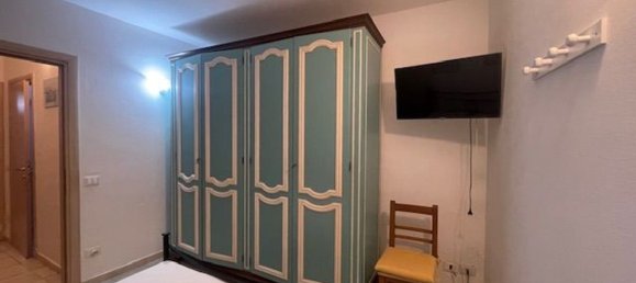 3 bedrooms Apartment in Follonica, Italy No. 381646 11