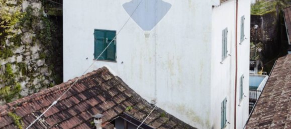 3 bedrooms House in Davagna, Italy No. 35848 6