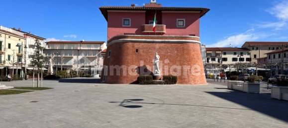 Villa T5 em Forte dei Marmi, Italy N.º 229166 18
