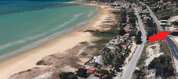 Grundstück in Porto Empedocle, Italy 25000m², Nr. 257260 3