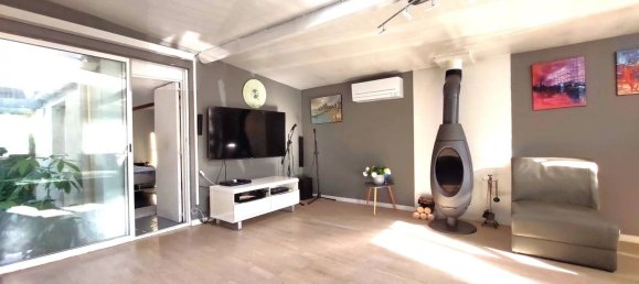 2 bedrooms House in Livry-Gargan, France No. 186258 2