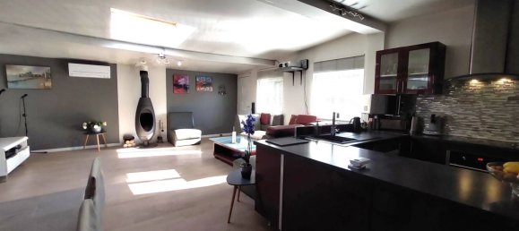 2 bedrooms House in Livry-Gargan, France No. 186258 3