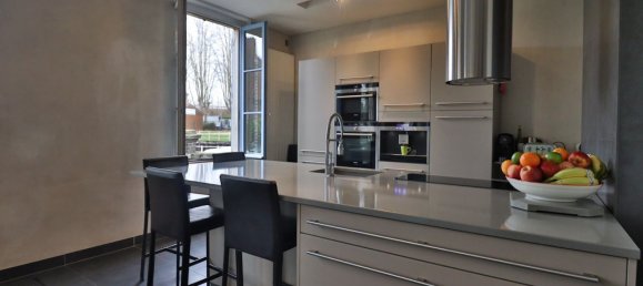 6 bedrooms House in Troyes, France No. 73184 4