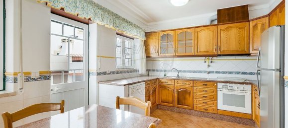 3 bedrooms House in Atouguia da Baleia, Portugal No. 30280 6
