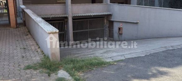 2 bedrooms Apartment in Aprilia, Italy No. 333936 2