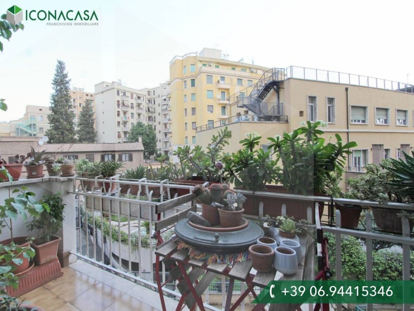 5 rooms Apartment in Rome, Italy No. 30466