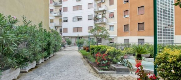 5 rooms Apartment in Rome, Italy No. 30466 27